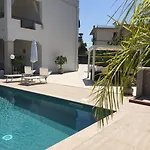 Marricriu Beb And Pool Alojamento de Acomodação e Pequeno-almoço
