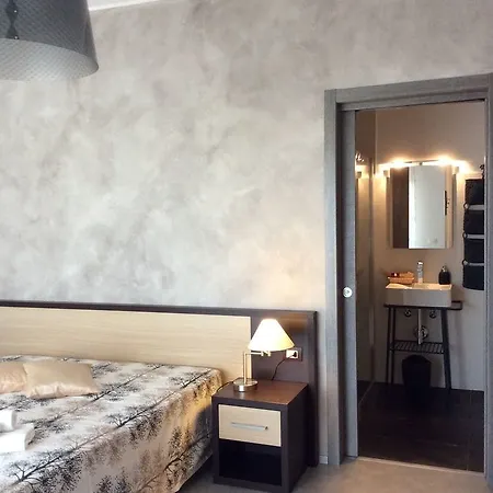 Marricriu Beb And Pool Bed & Breakfast 4*